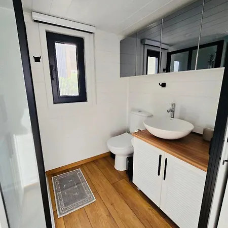 Natural Garden Tiny House Yalikavak